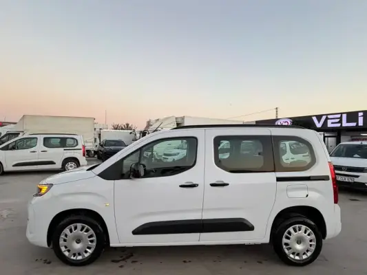 Opel Combo for rent in Tekirova
