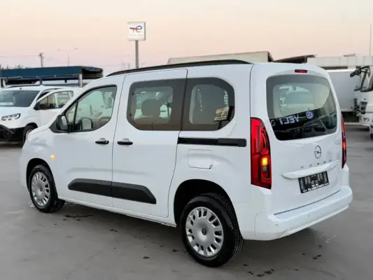 Opel Combo for rent in Tekirova