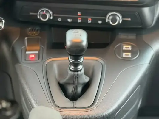 Opel Combo for rent in Tekirova