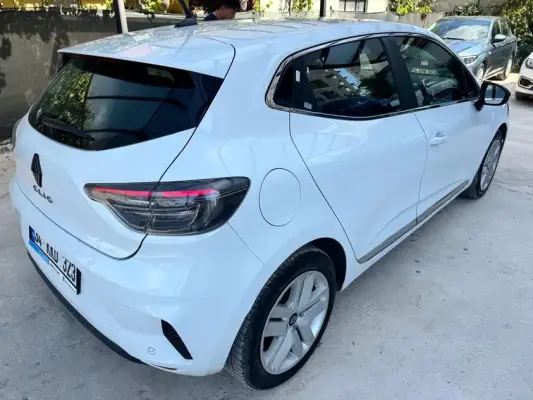 Renault Clio for rent in Sorgun
