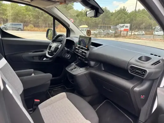 Citroen Berlingo for rent in Kaman