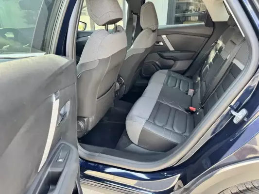 Citroen C4X for rent in Menemen