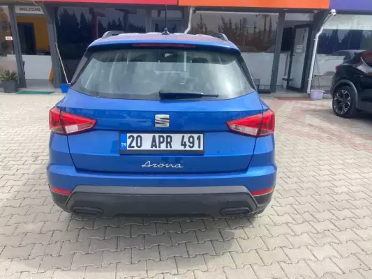 Seat Arona for rent in Istanbul