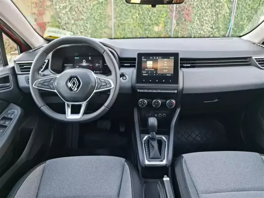 Tekirova'da kiralık Renault Clio
