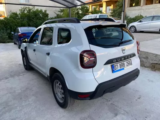 Dacia Duster for rent in Manisa